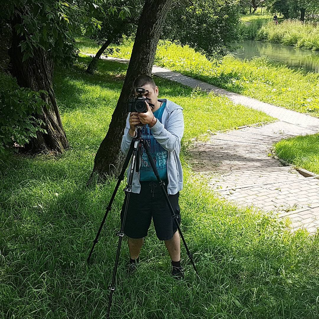 Reportage-Kamera im Park